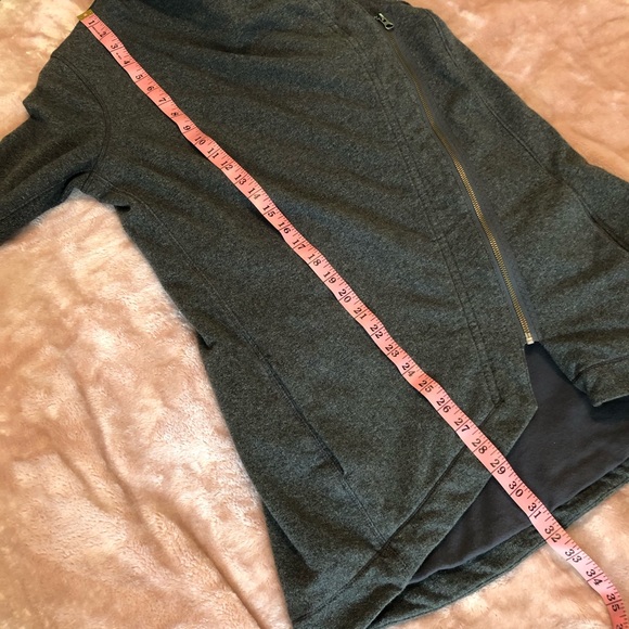 Lululemon METHOD Wrap!  Grey Sz 10 RARE 🦄! - Picture 13 of 13